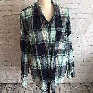 Old Navy button up shirt